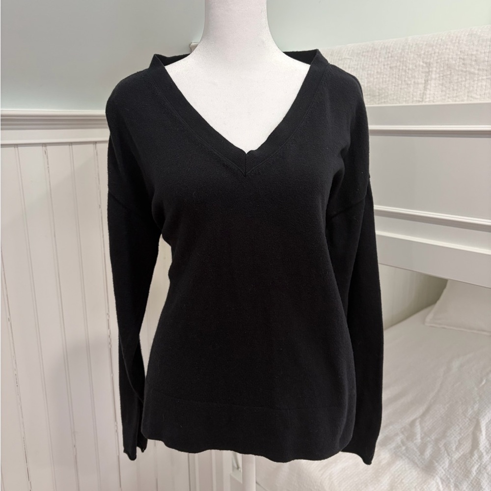 Lucky Brand Black V-Neck Pullover Sweater